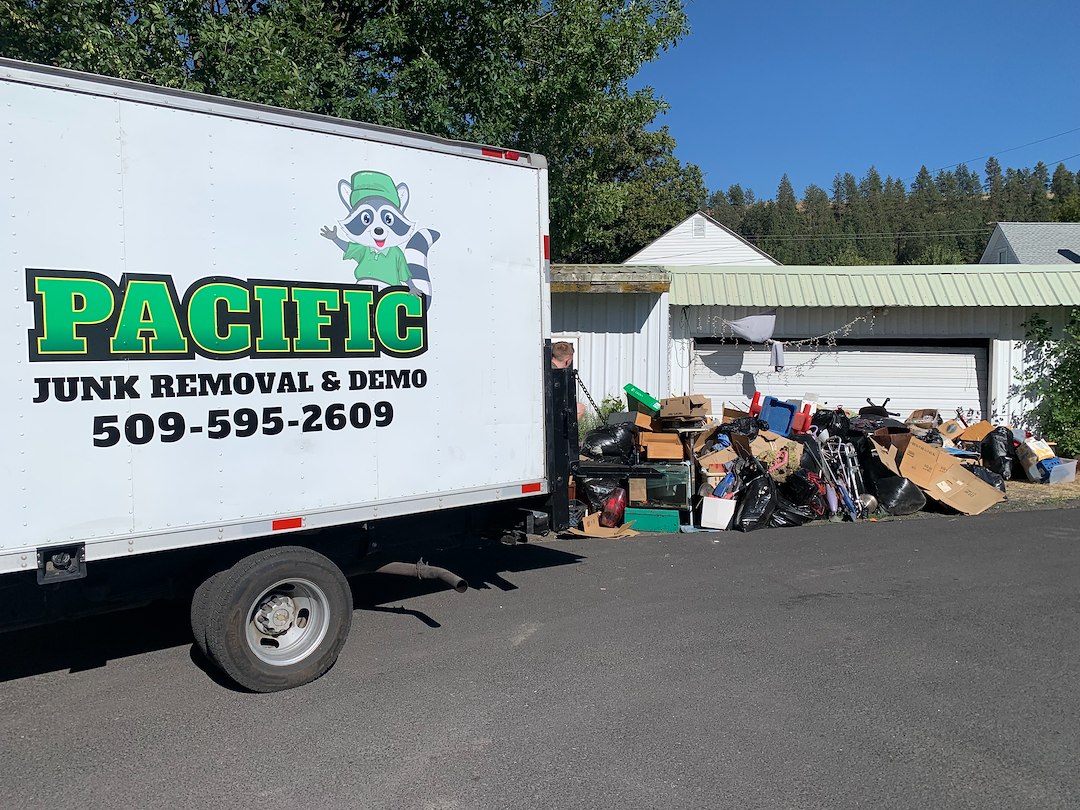 Hoarder Garage Clean Out in Colfax